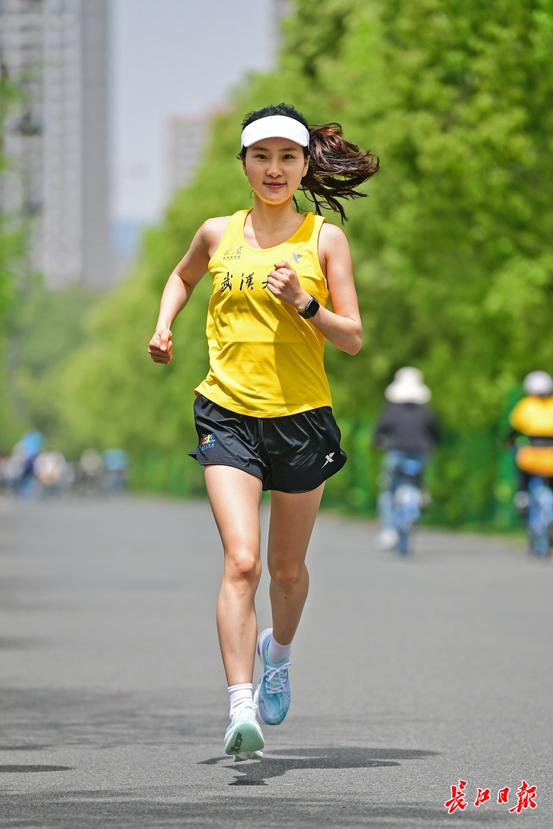 汉马进入倒计时赛事,汉马直播回放