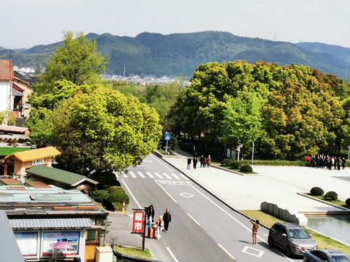 沿着总书记足迹访民生丨余村：用绿水青山搭起共富大舞台