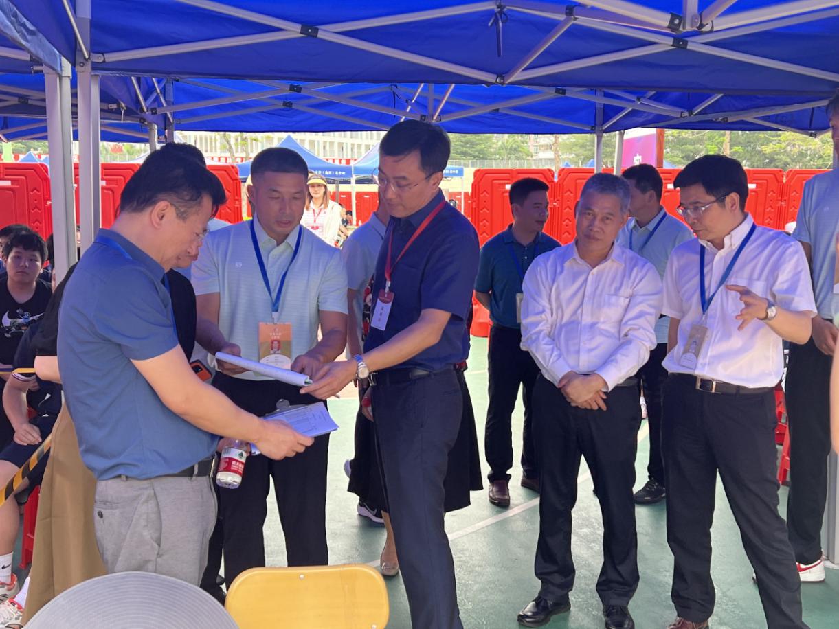 深圳体育中考引体向上满分正手,深圳体育中考最新消息