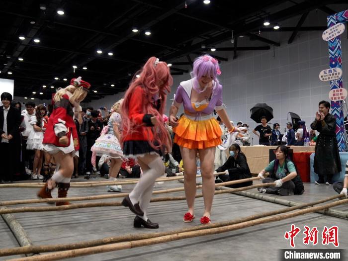 国风碰撞“二次元”中国年轻人追求审美表达丰富性