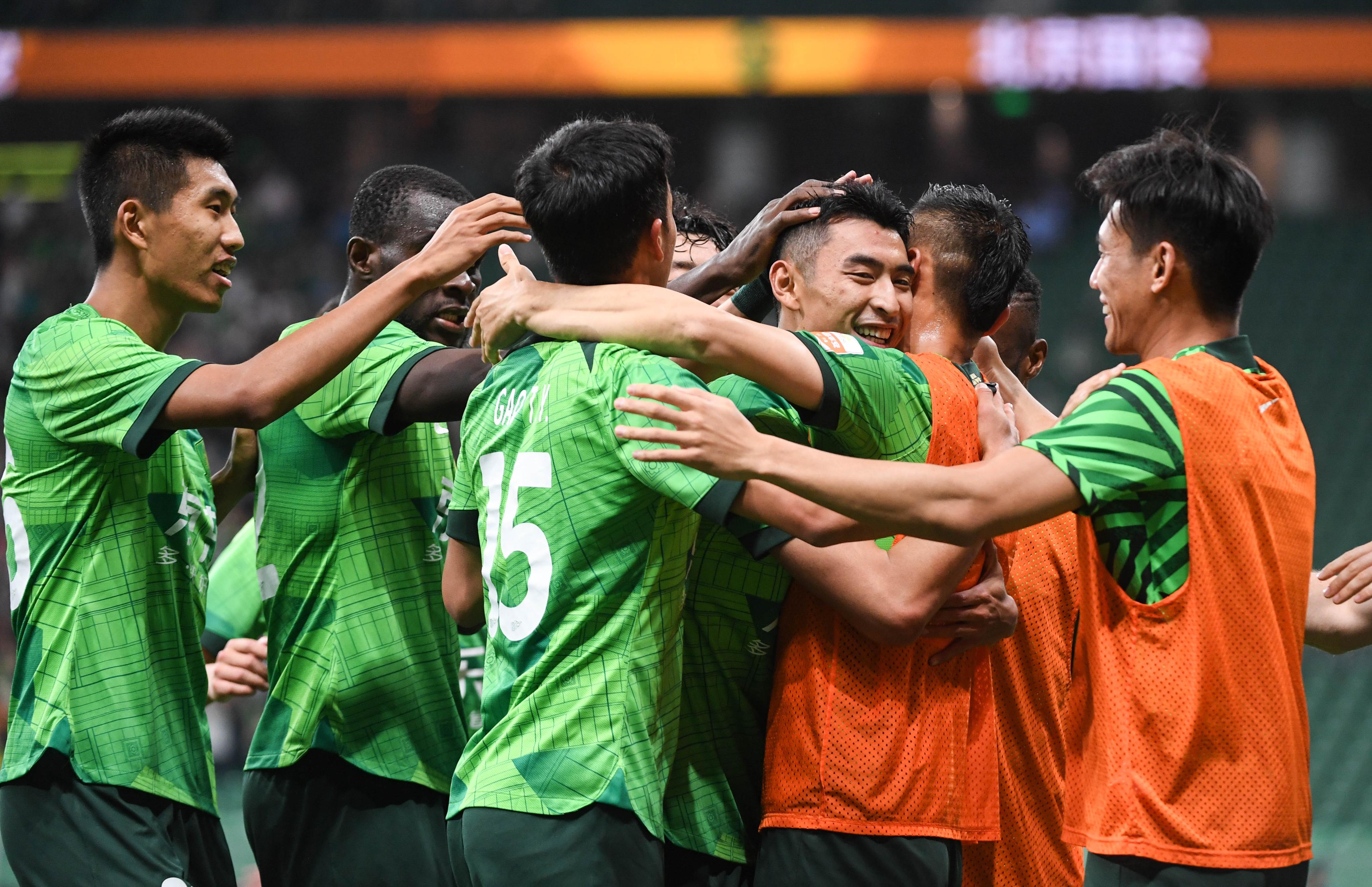 北京国安主场6比2大胜沧州雄狮,北京国安vs沧州雄狮6:2