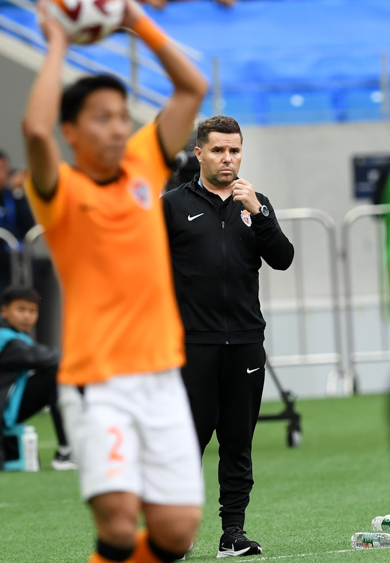 中超山东泰山战胜青岛海牛,泰山青岛海牛