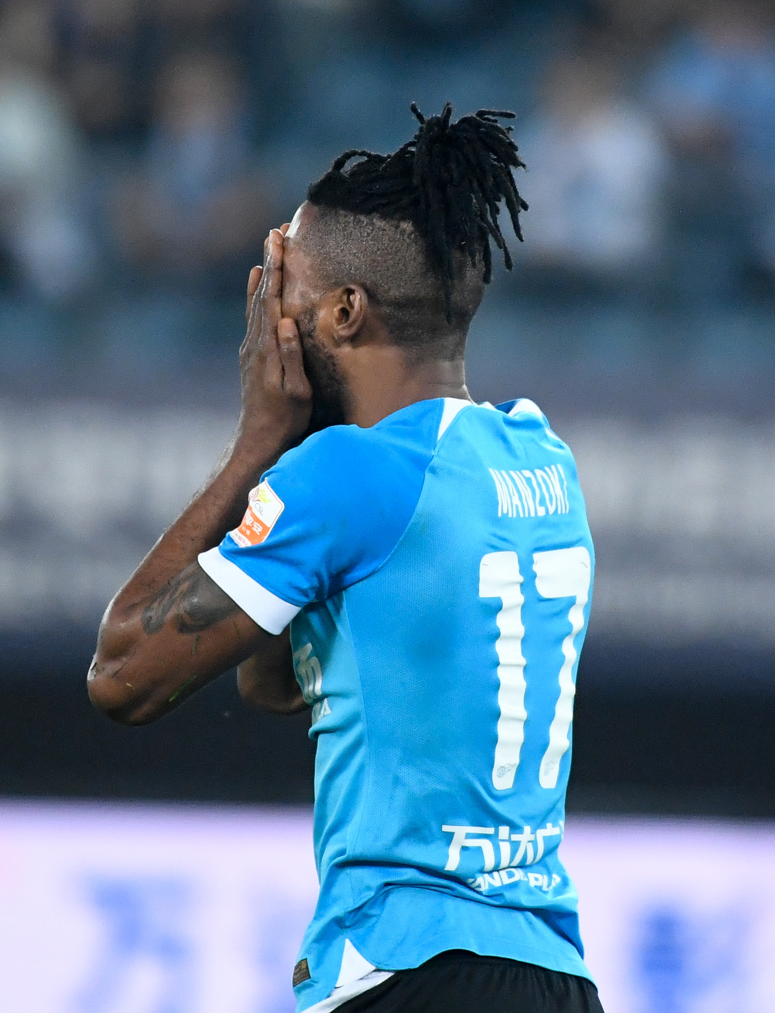 中超津门虎不敌山东泰山,中超大连人vs天津津门虎