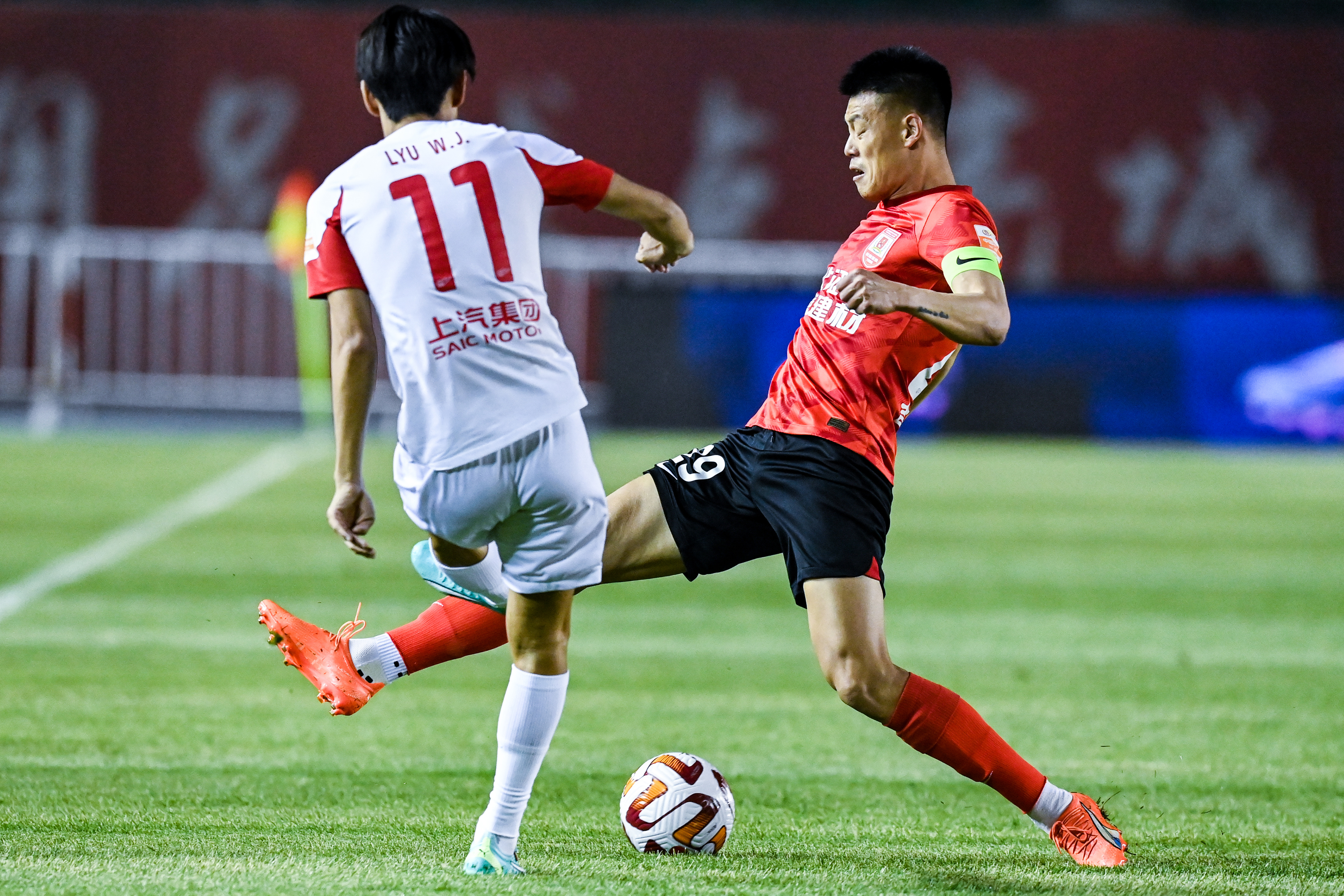长春亚泰与上海海港,长春亚泰上海海港足协杯