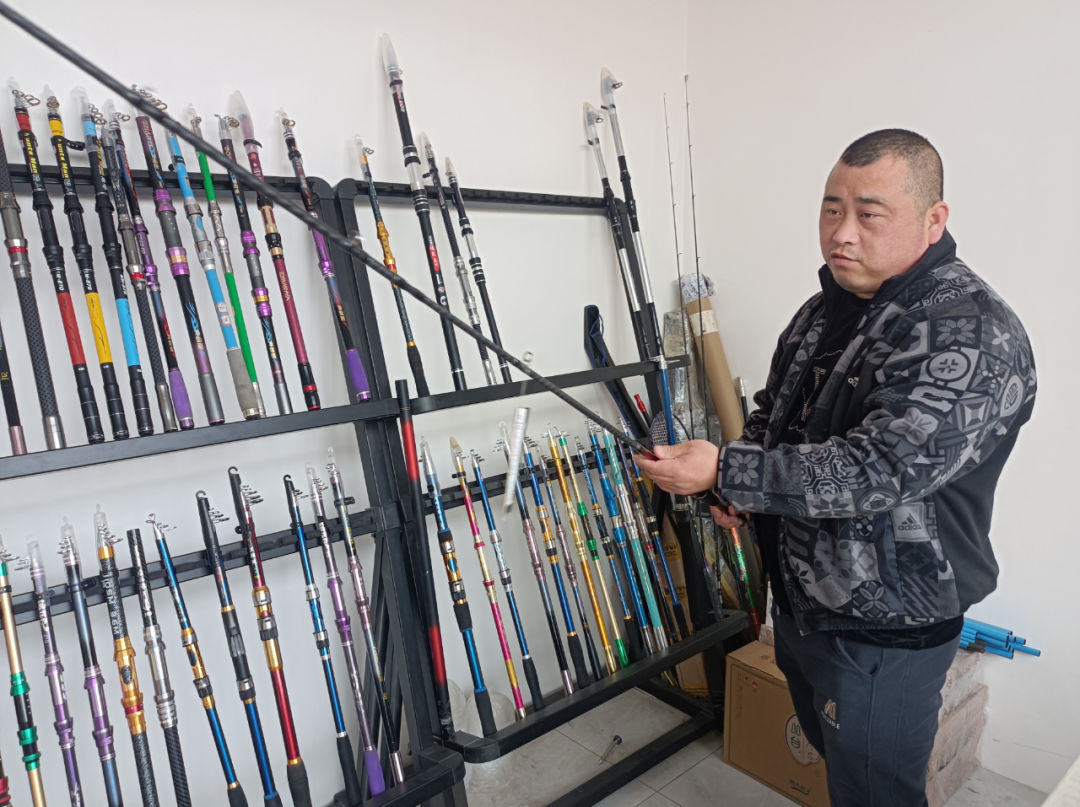 一根竹竿钓开全国生意｜体育·新城市