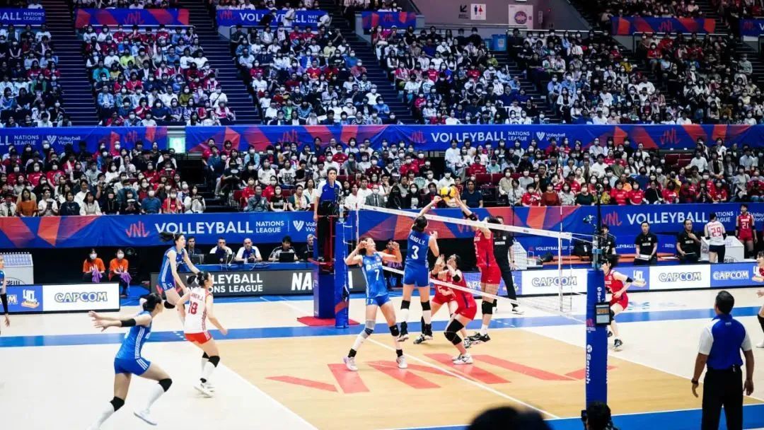 中国女排黄金一代战胜日本,女排以三比零战胜日本队