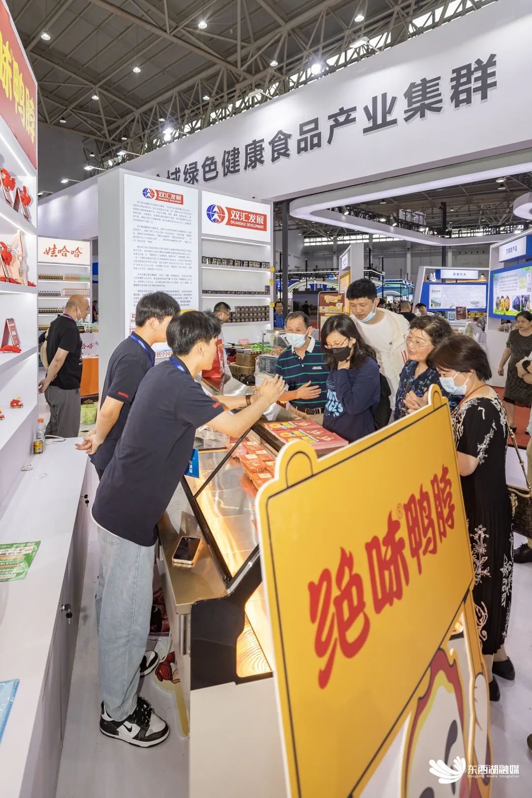 秒光！东西湖15家企业“组团”带来地道武汉味