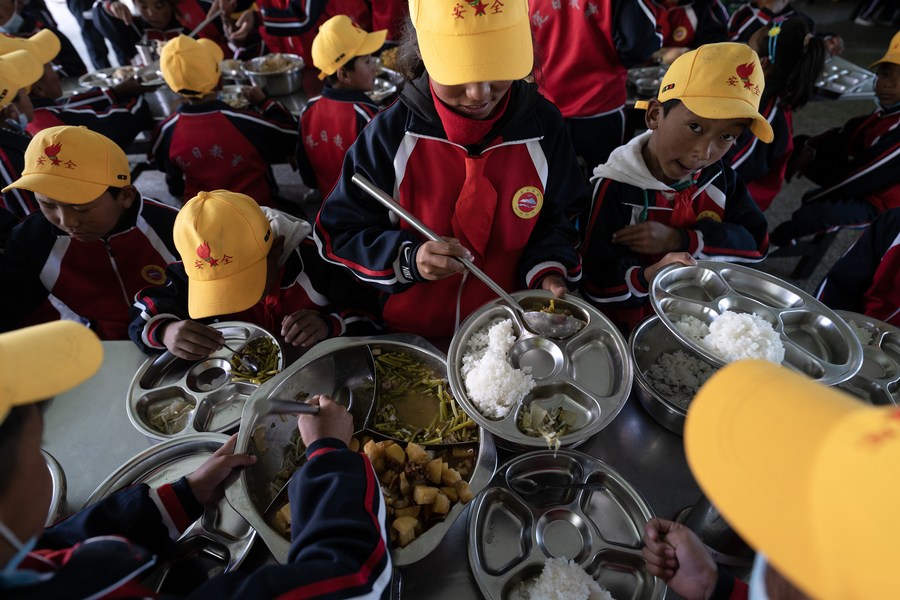 国道之行从雪山奔向大海|珠峰脚下的钢琴课