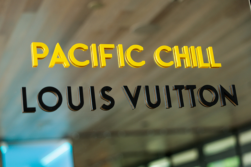 LouisVuitton带来的全新古龙水PacificChill，让人仿佛置身太平洋海岸