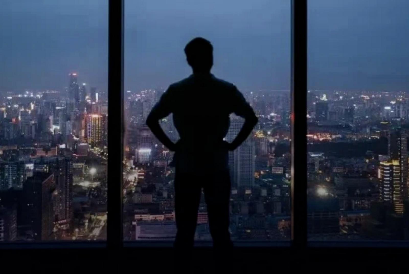 开创单品月流水破亿的赛道，却被迫裁员苦熬4年，CEO自述：诗和远方？...