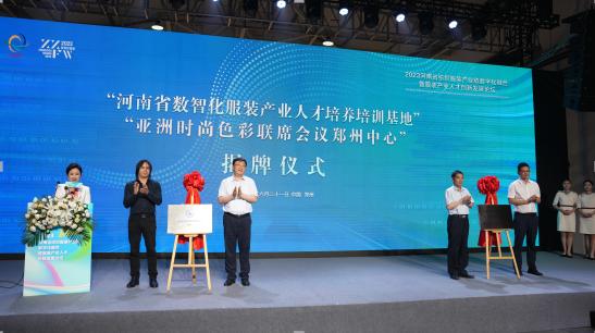 如何培养服装员工,怎样培养设计师团队