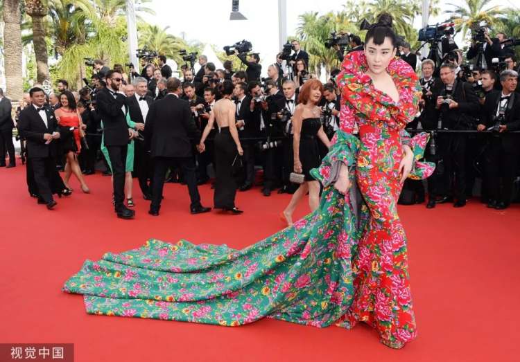 中国最姐的女人，统治半个娱乐圈