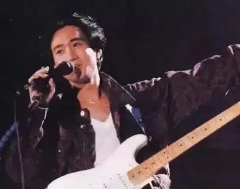 黄家驹逝世30周年歌迷对他的怀念,黄家驹25周年纪念演唱会录语