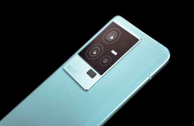 iqoo11s属于高端旗舰机吗,iqoo11s是旗舰吗