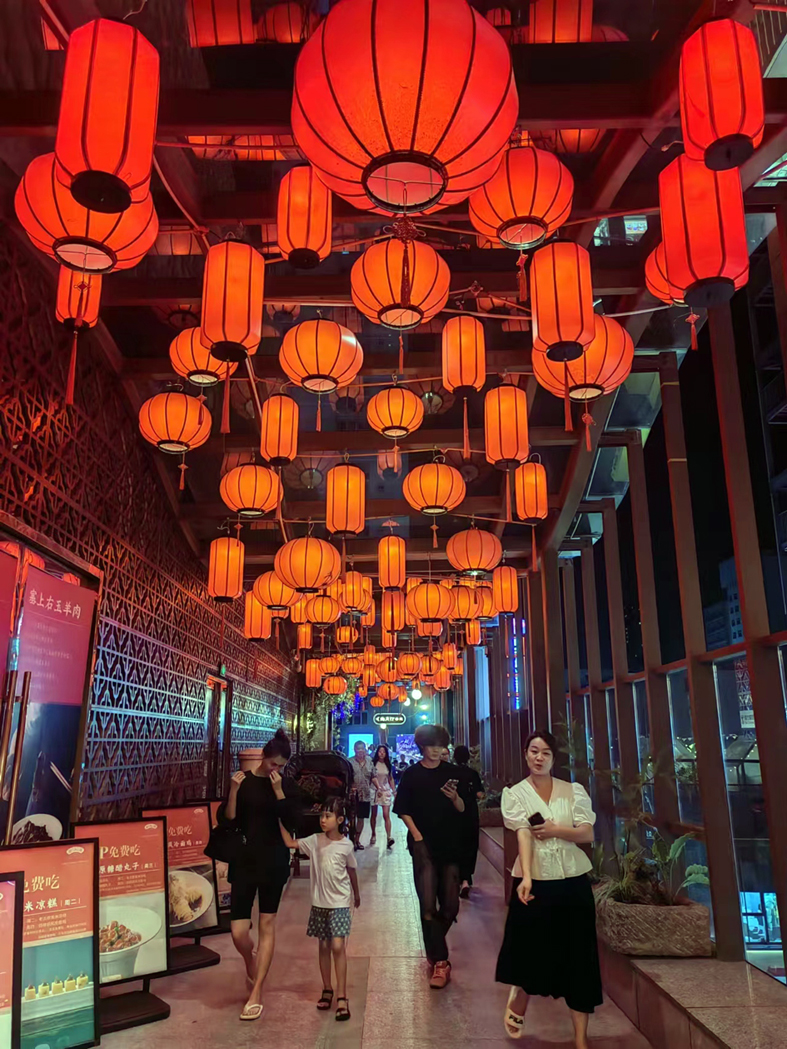 中正天街繁华,中正天街体验