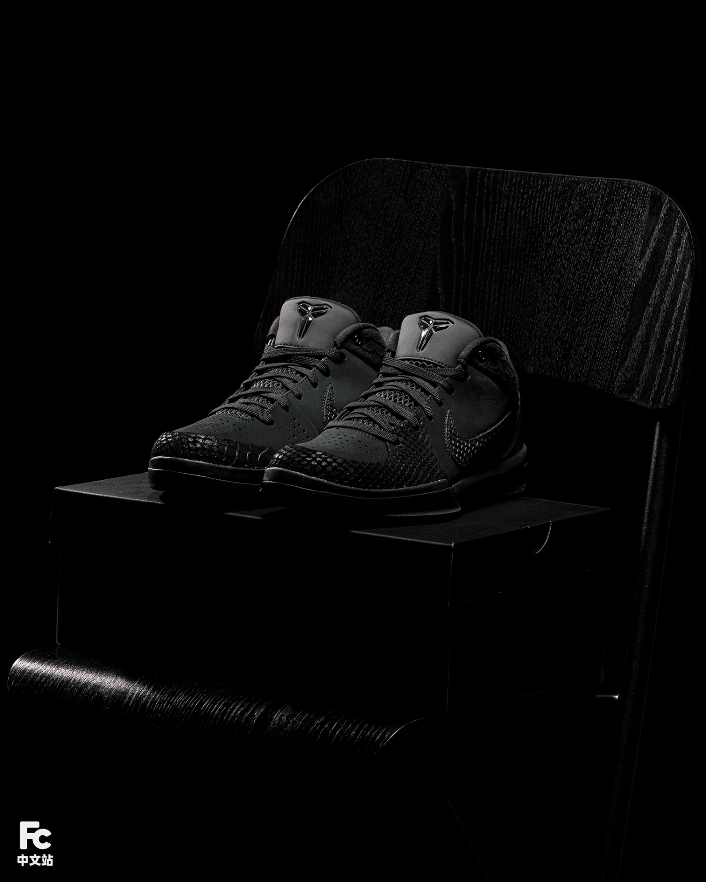 科比4黑曼巴复刻配置,科比4复刻黑曼巴预计售价