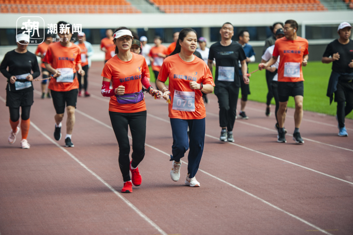 风一般自由下一句,风一般