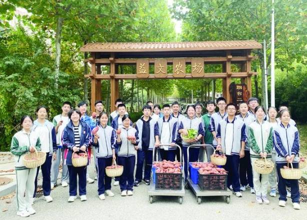 鍚姛鐑熷彴,缈板ⅷ涔︽硶浣滃搧鍚姛