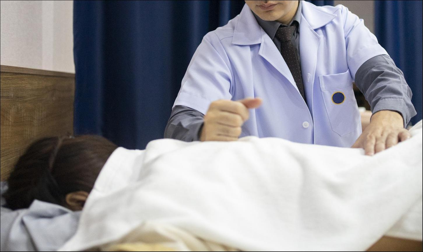 在新开的推拿店上班靠谱吗,推拿按摩店前景怎么样