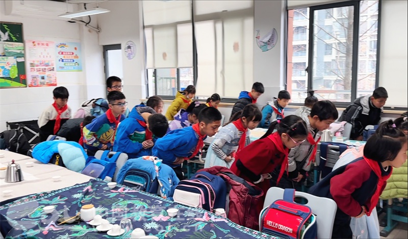 学茶艺习茶礼,校园茶文化普及活动